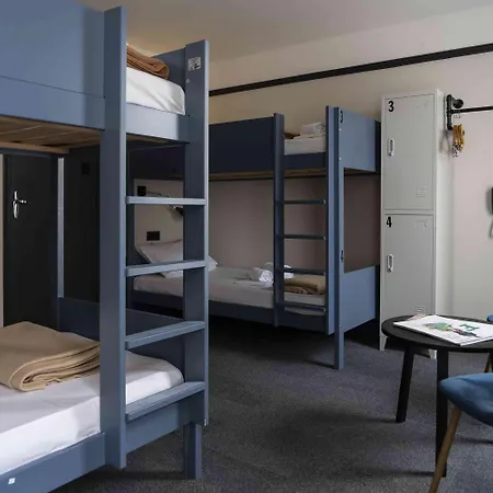 Hotel Hotel Sub 3*