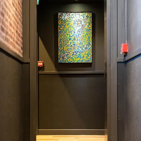 Sub Hotel 3*