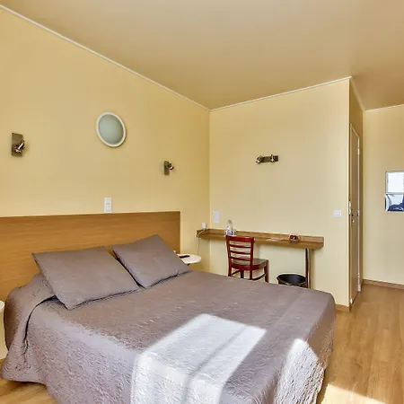 Sub Hotel 3*