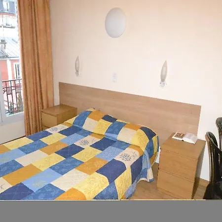 Hotel Sub Asnieres-sur-Seine