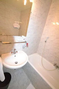 Hotel Sub