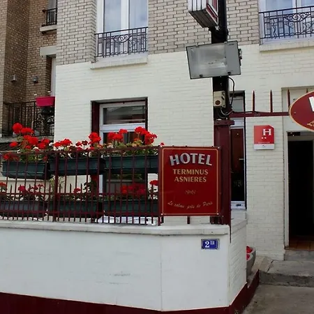 Hotel Sub Hotel 3*