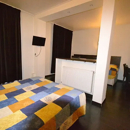 Hotel Sub 3*