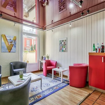 Hotel Sub Asnieres-sur-Seine